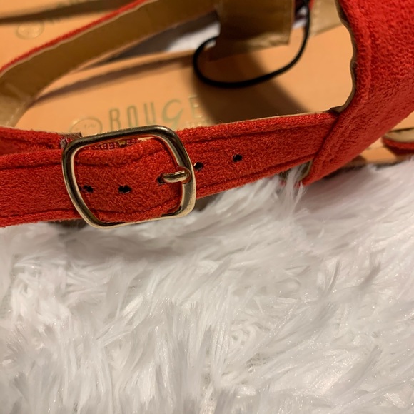 🆕Rouge Helium Red Women Crisscrossed Front Sandal - Picture 16 of 16